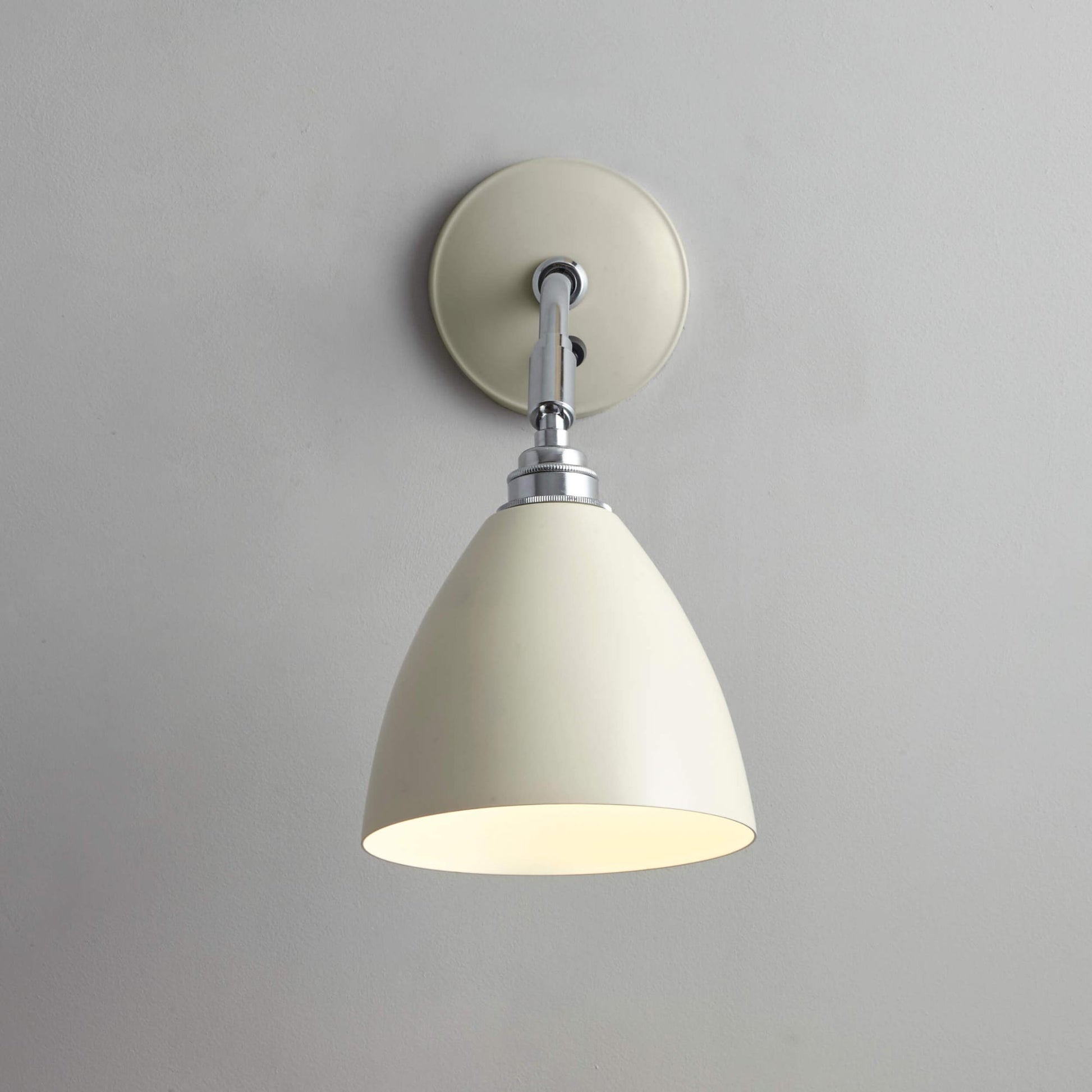 Task Wall Light in Detail.