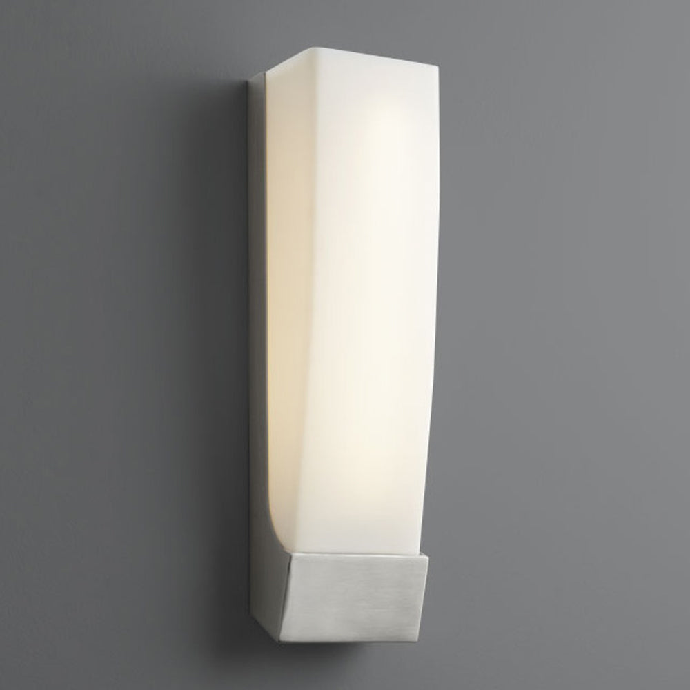 Apollo Bath Wall Light in Detail.