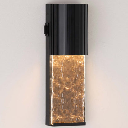 Cascata Outdoor LED Wall Light in Detail.