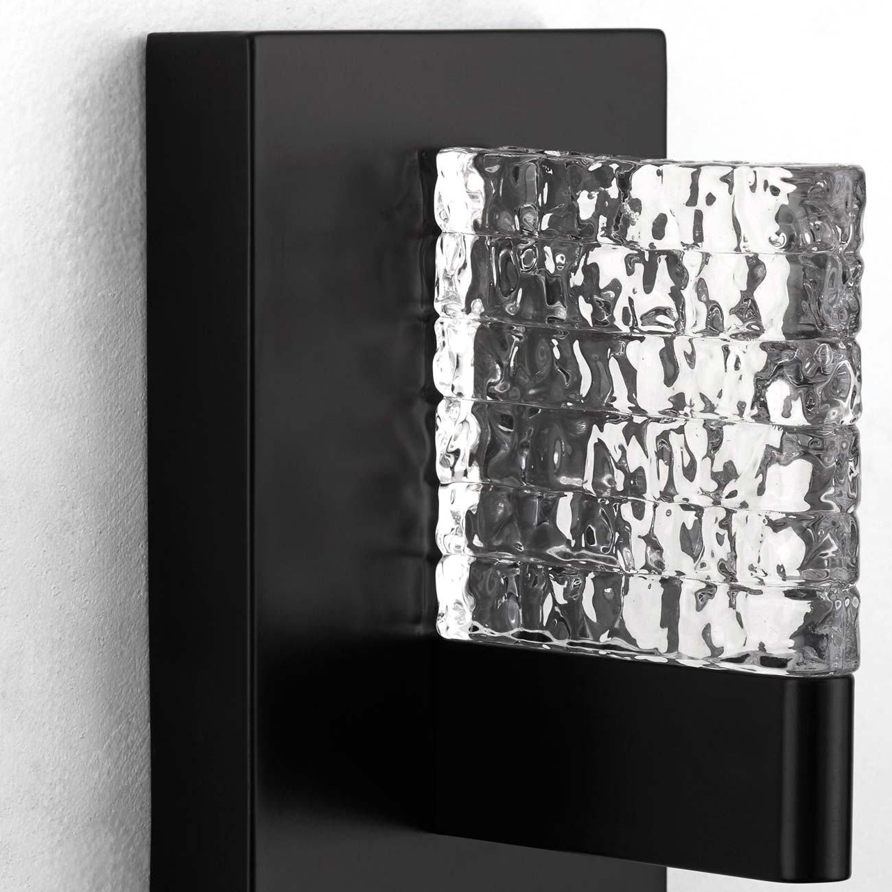 Gamma LED Wall Light in Detail.