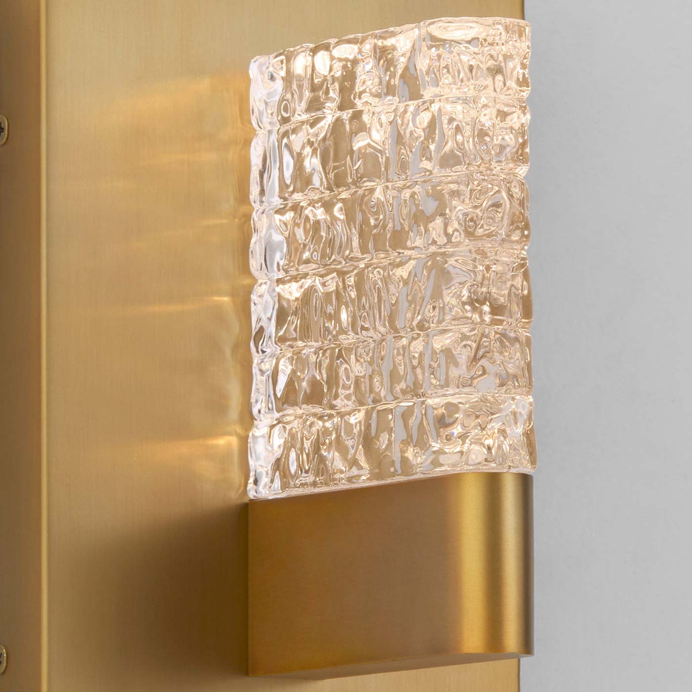 Gamma LED Wall Light in Detail.