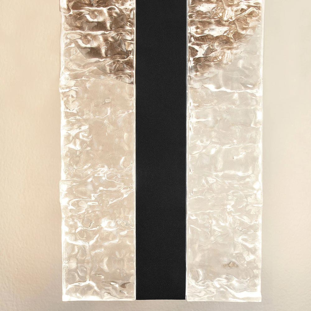 Landon LED Wall Light in Detail.