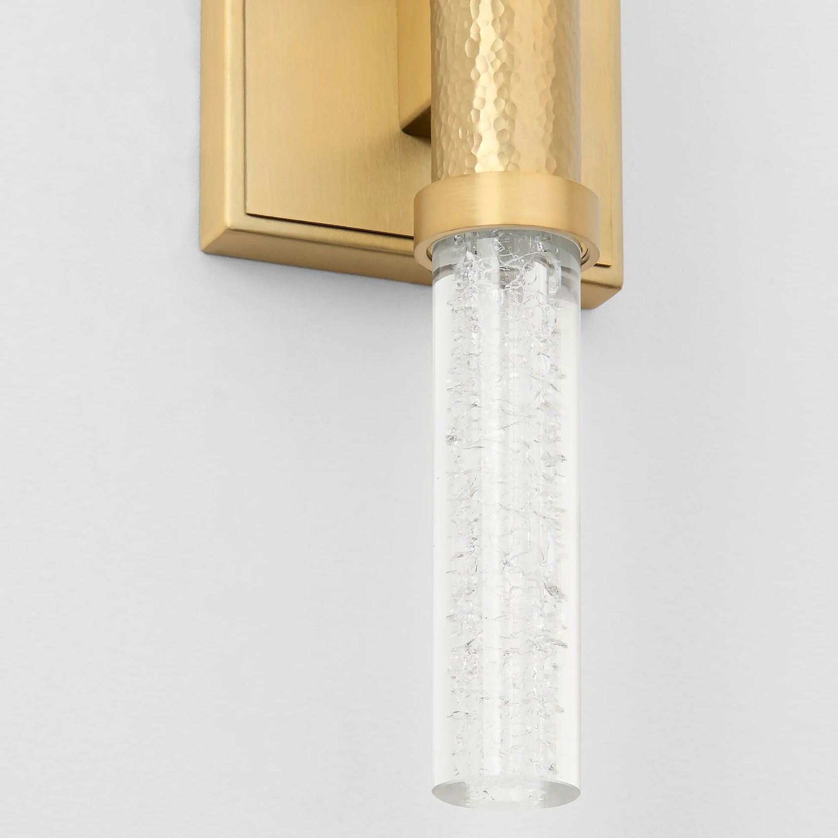 Monet LED Wall Light in Detail.