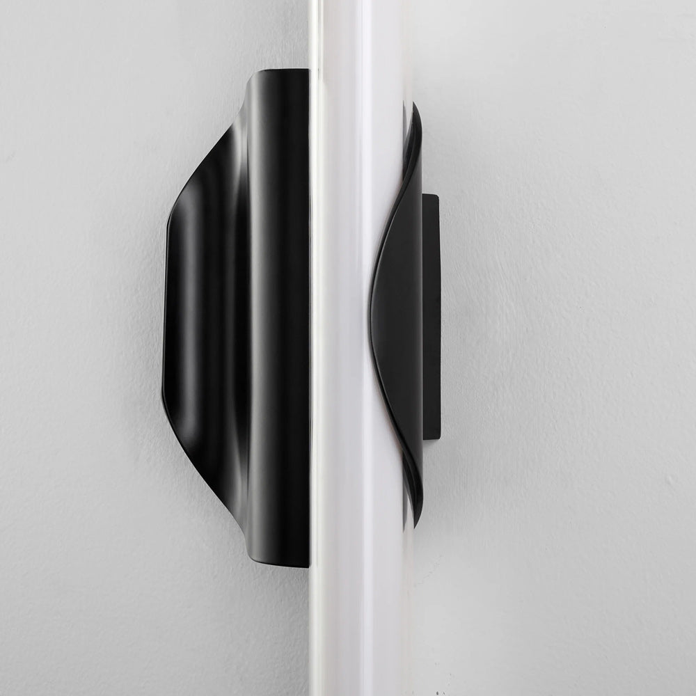 Ola LED Wall Light in Detail.