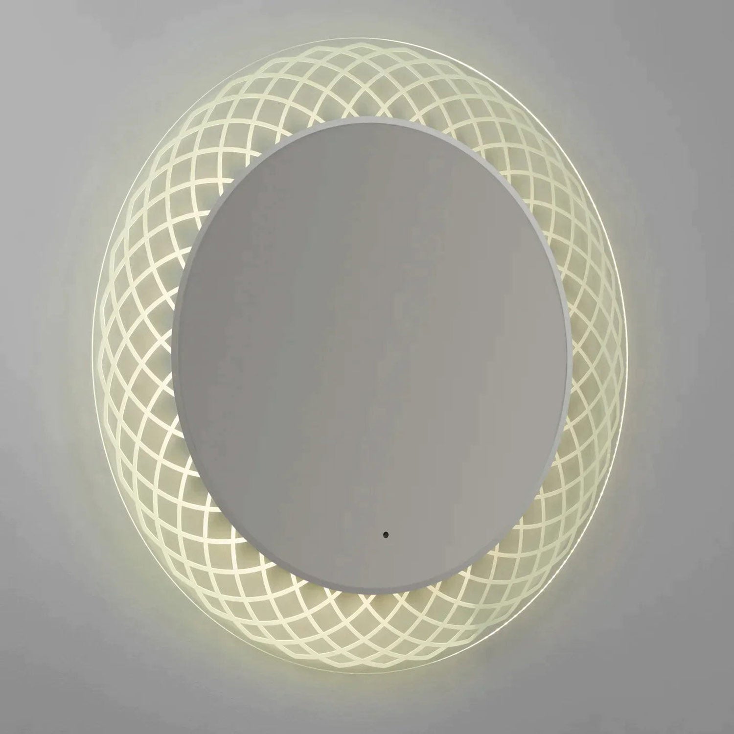 Perla LED Wall Mirror in Detail.