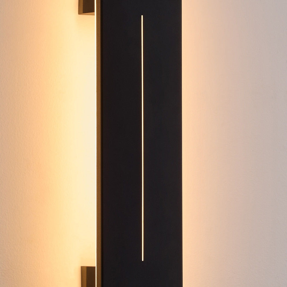Torre Outdoor LED Wall Light in Detail.