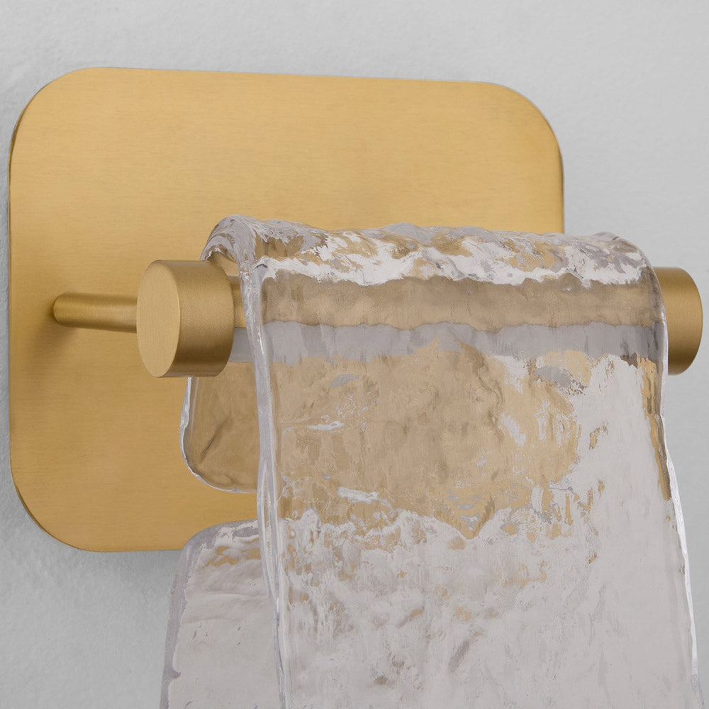 Veer LED Wall Light in Detail.