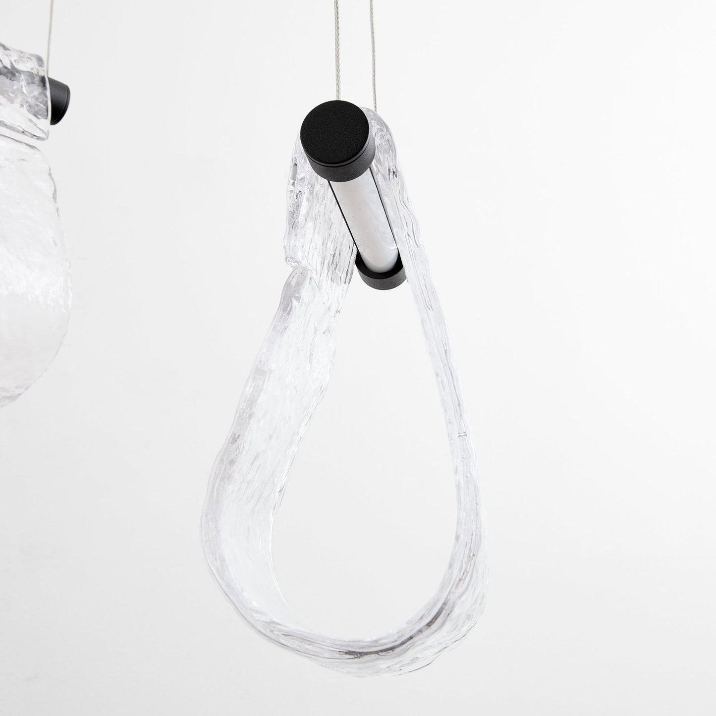 Veer Multi Light LED Pendant Light in Detail.