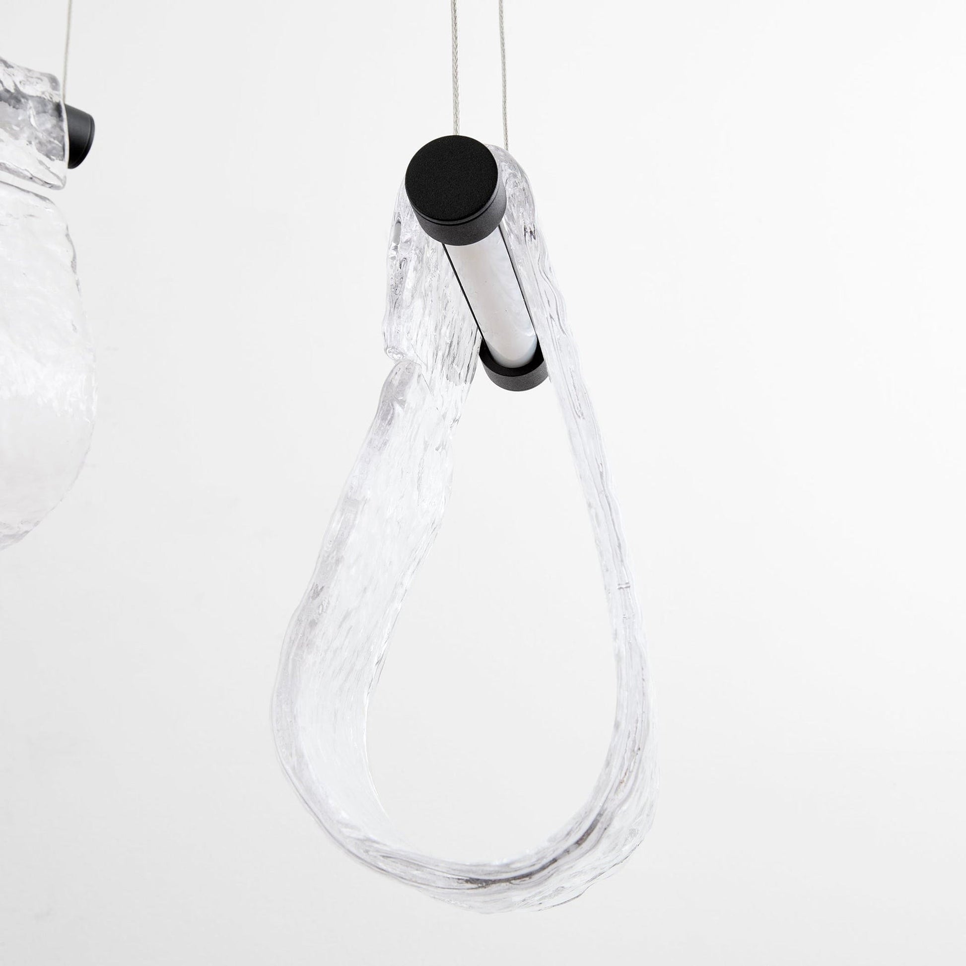Veer Multi Light LED Pendant Light in Detail.