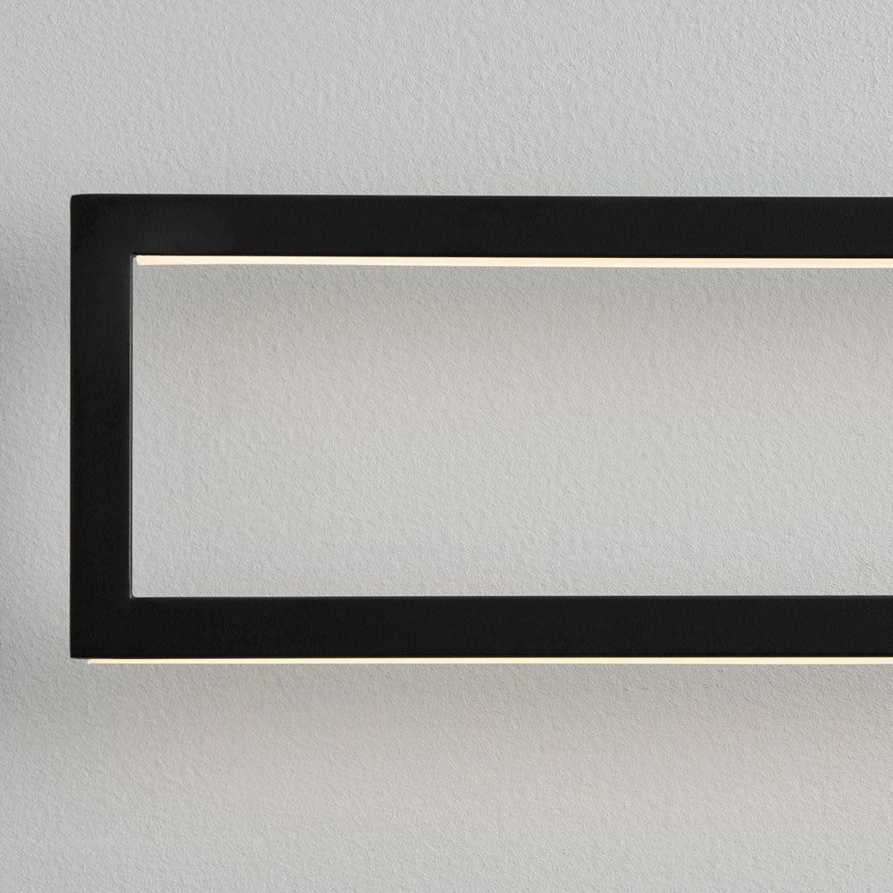 Xanni LED Bath Vanity Light in Detail.