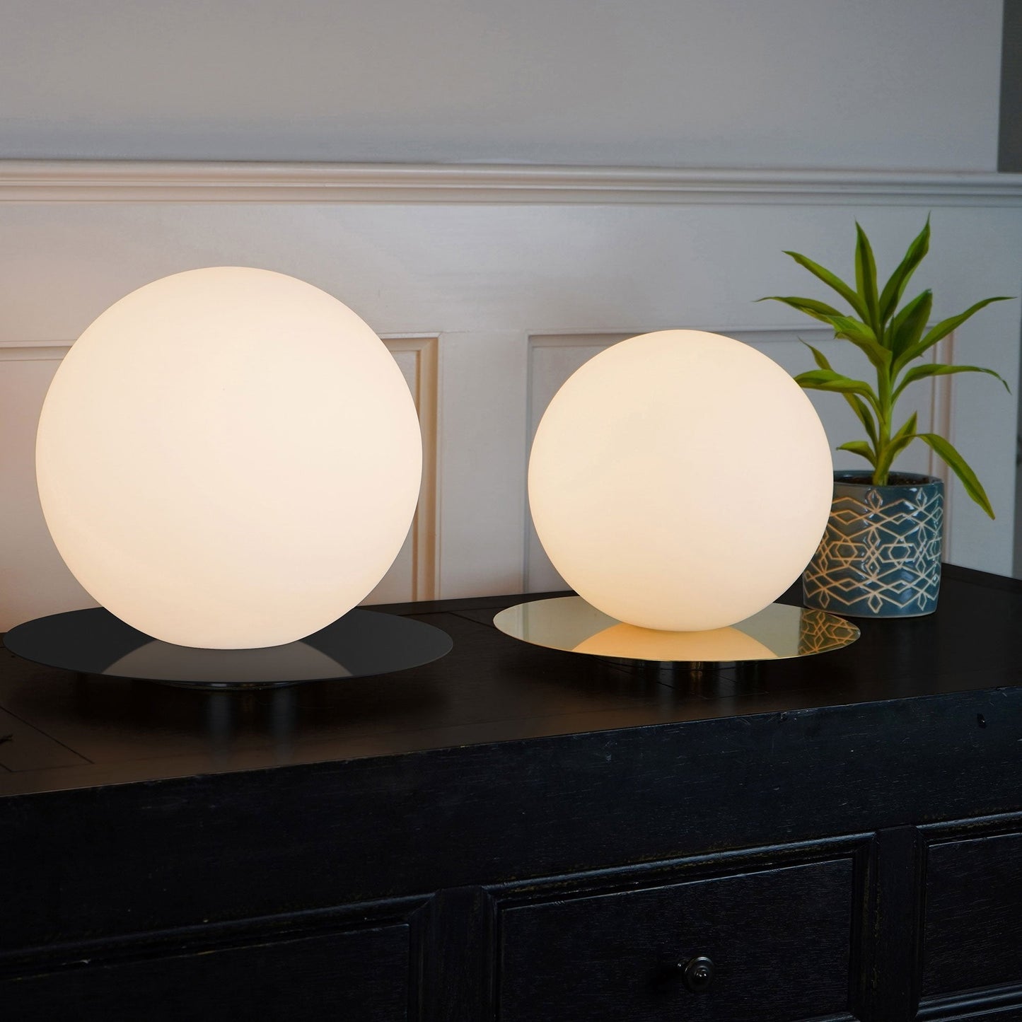 Bola Sphere LED Table Lamp in living room.