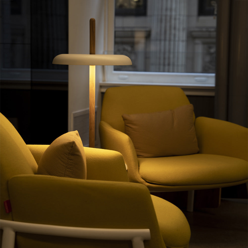 Nivel LED Floor Lamp in living room.