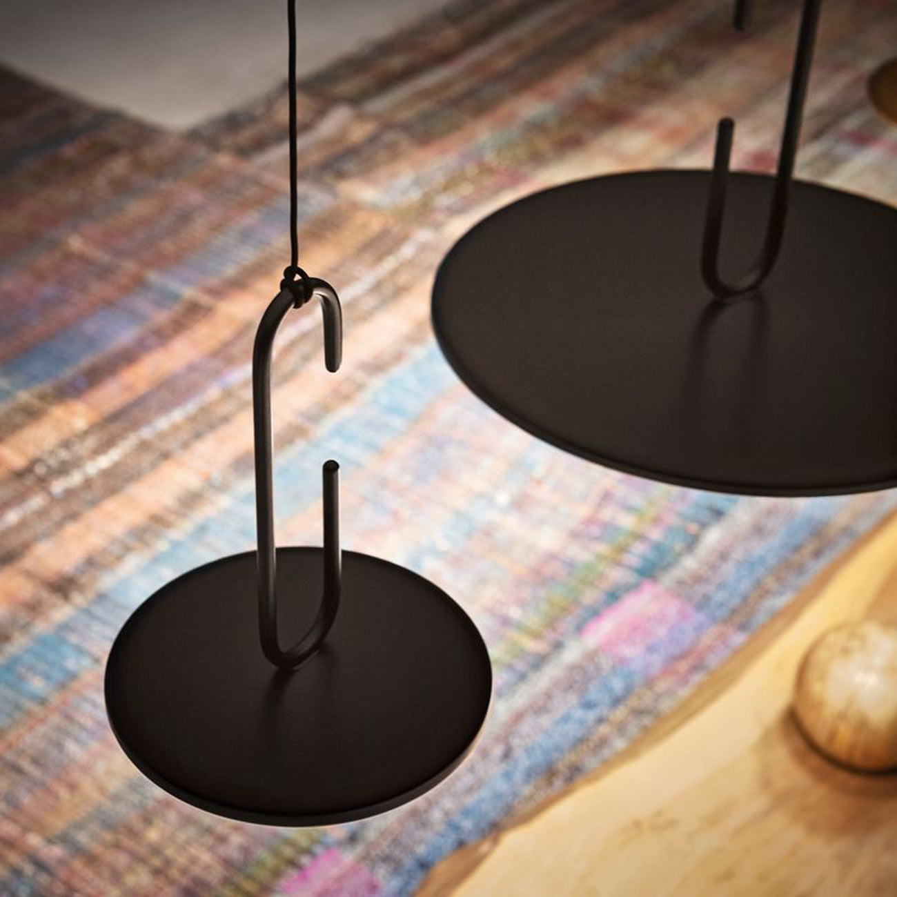 Clip LED Pendant Light in Detail.