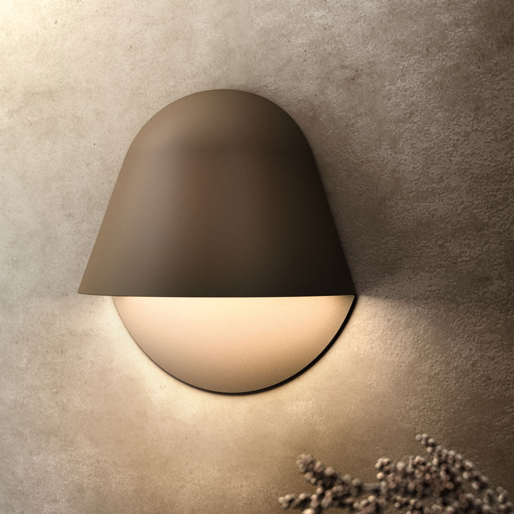 Enoki LED Wall Light in Detail.