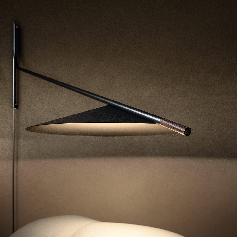 Glifo Plug-In LED Wall Light in Detail.