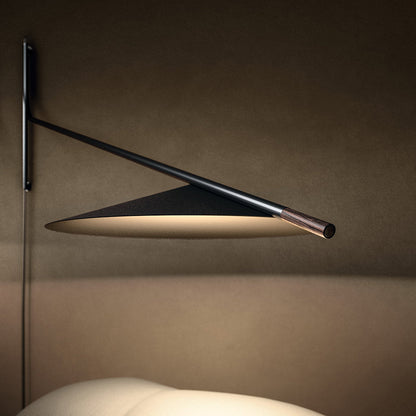 Glifo Plug-In LED Wall Light in Detail.