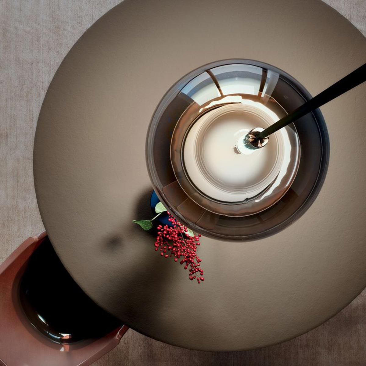 Glo Maxi Pendant Light in Detail.