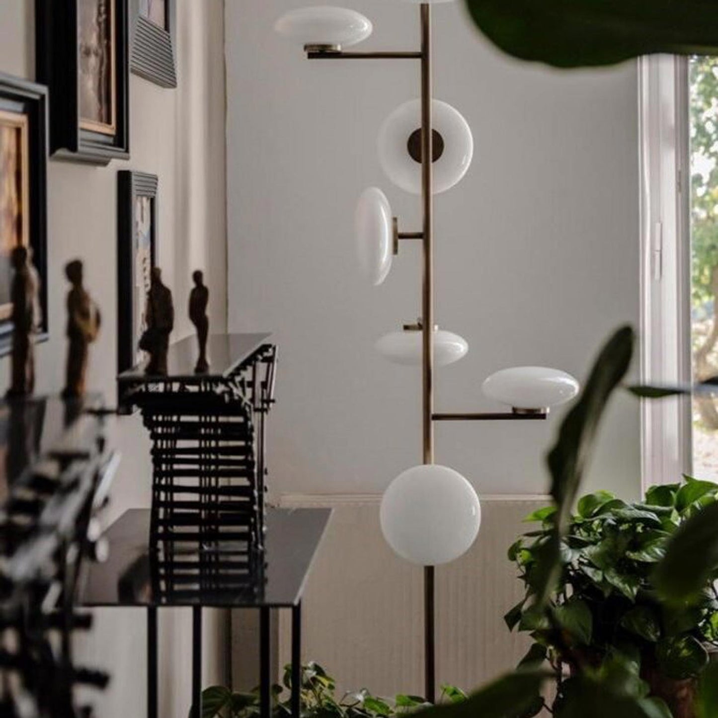 Mami LED Ceiling / Floor Lamp in living room.