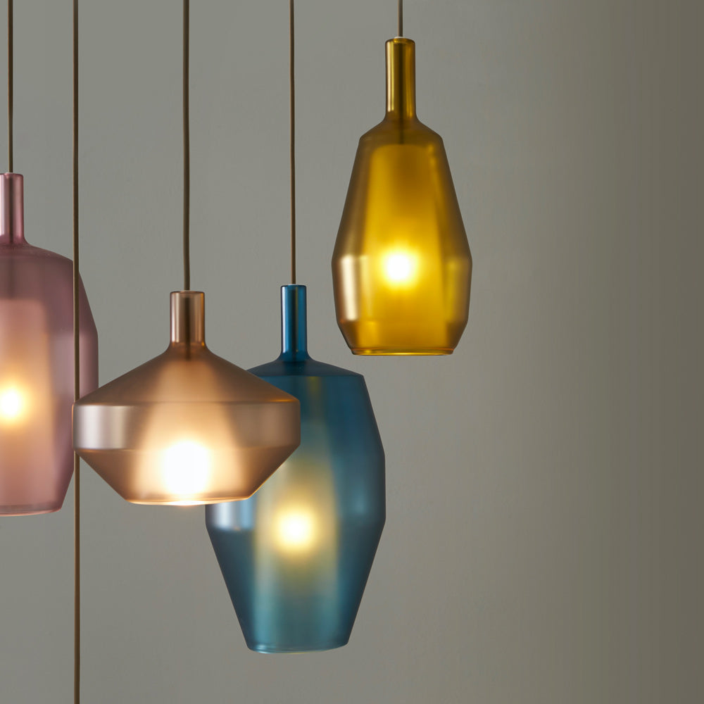 Mom Rectangular Chandelier in Detail.