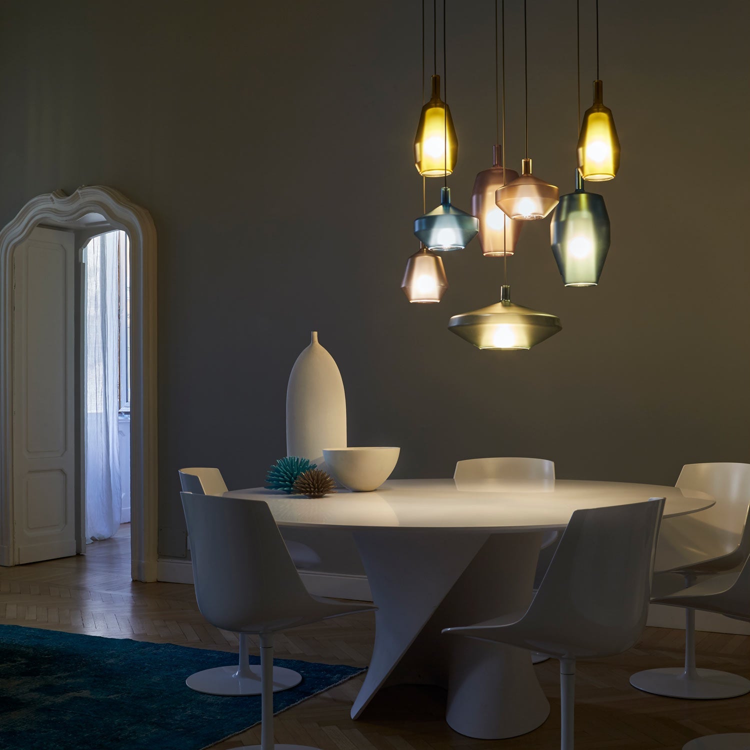 Mom Slim Pendant Light in living room.