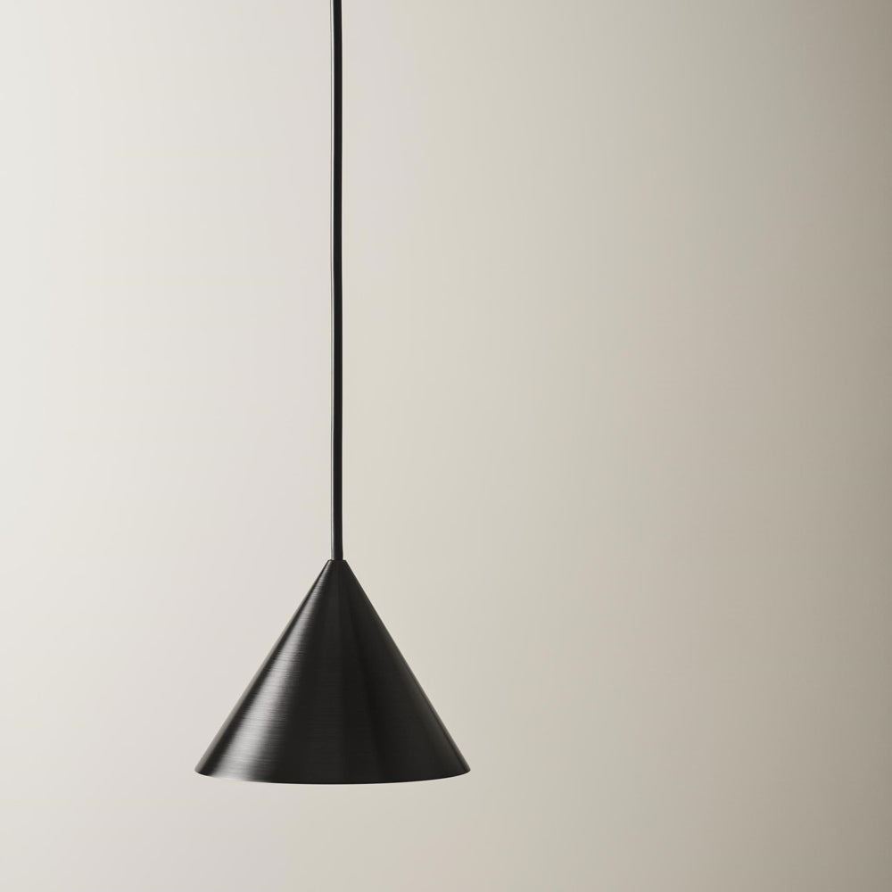 Apollo Zero Pendant Light in Detail.