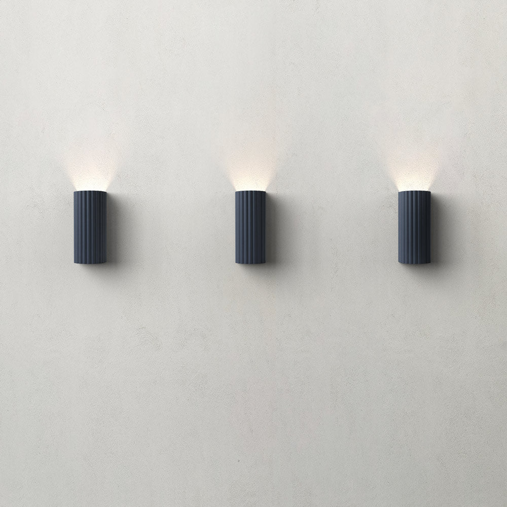 Donna Wall Light in Detail.