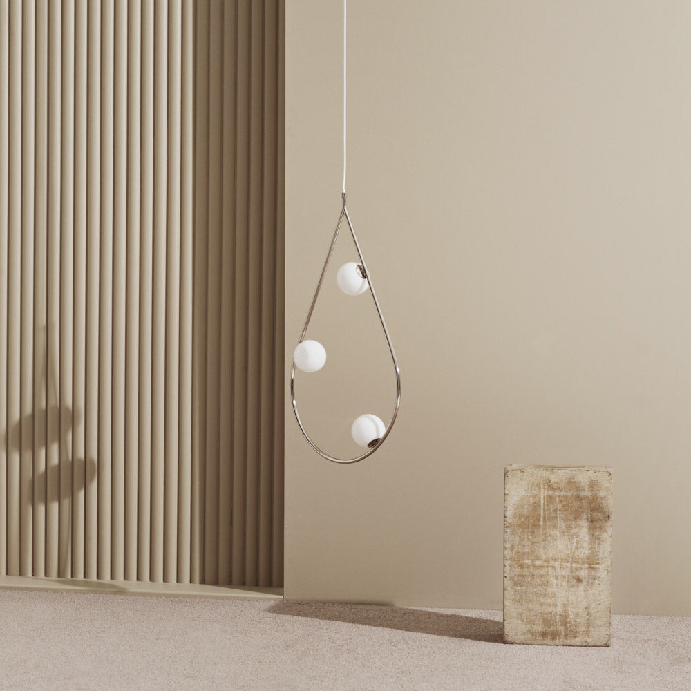 Pearls Pendant Light in Detail.