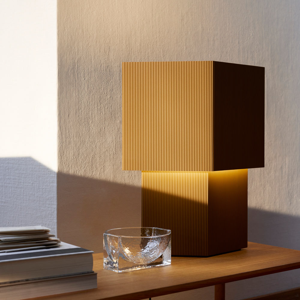Romb Table Lamp in Detail.