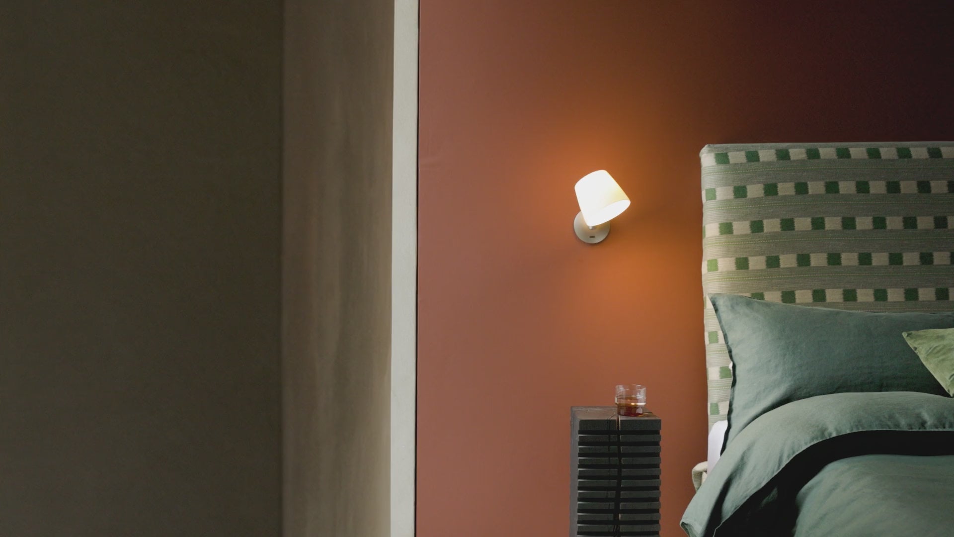 Imari Adjustable Wall Light - Video.