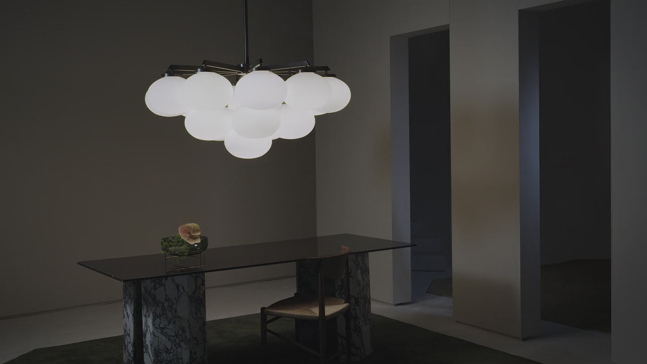 Cloudesley Chandelier - Video.