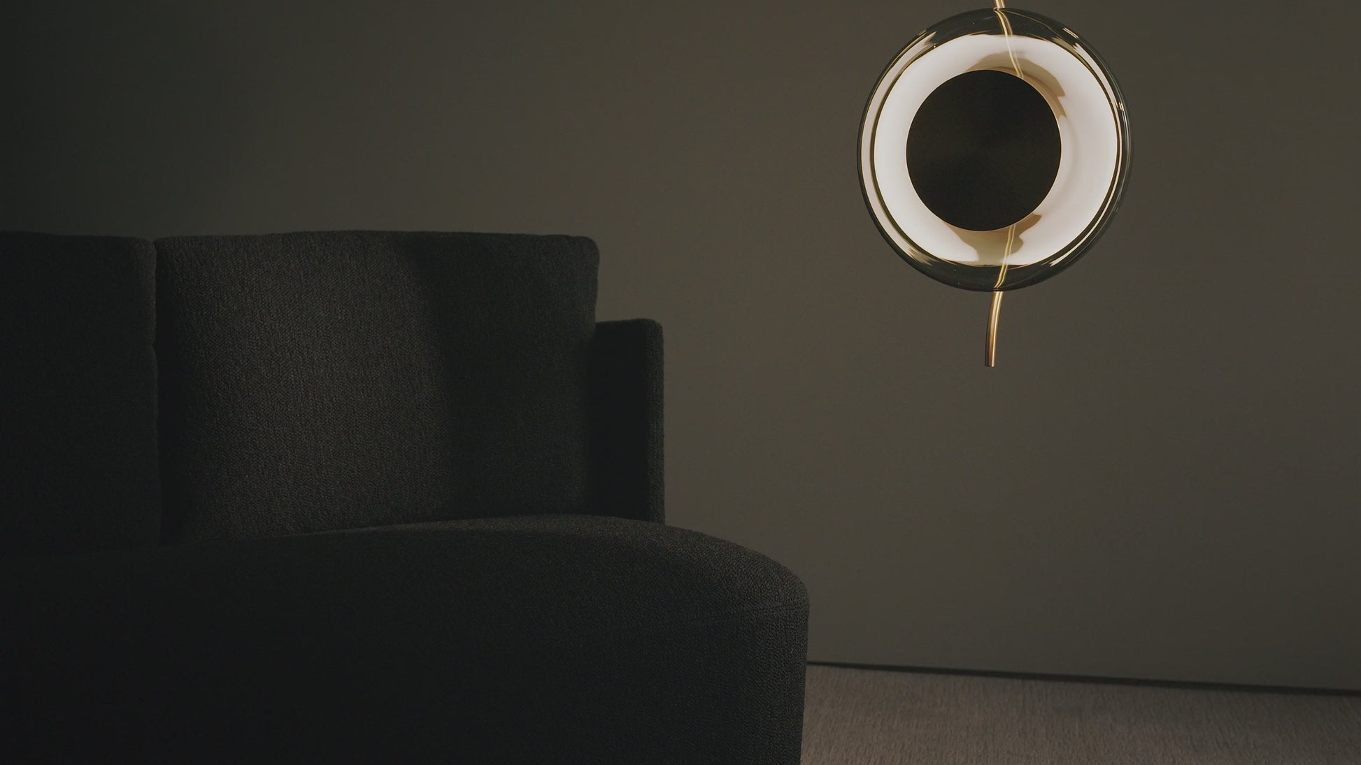 Pendulum LED Pendant Light - Video.