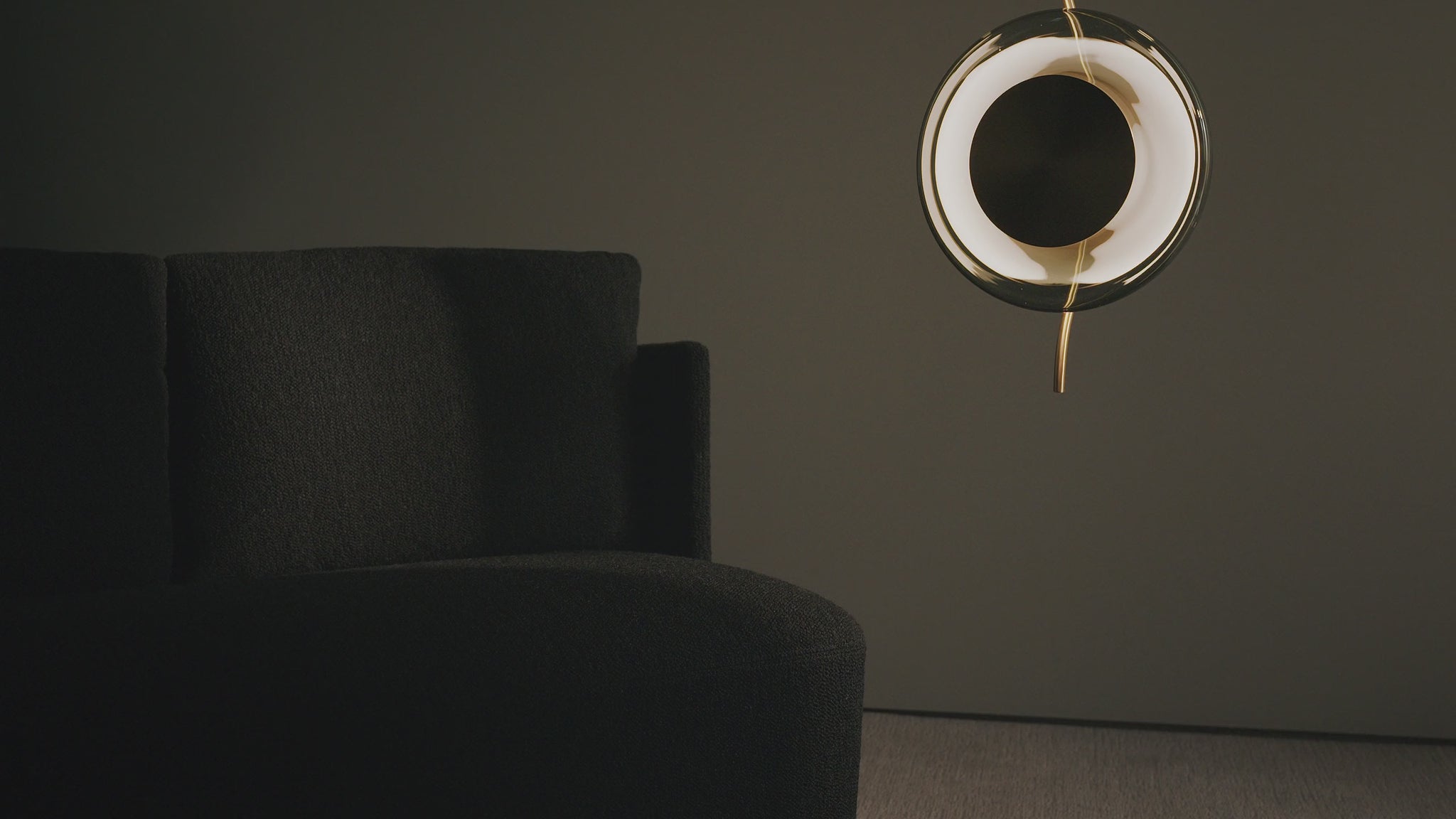 Pendulum LED Pendant Light - Video.