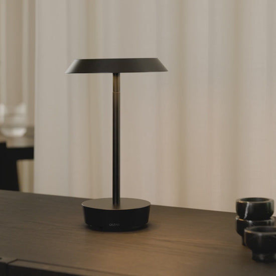 Halo LED Portable Table Lamp - Video.