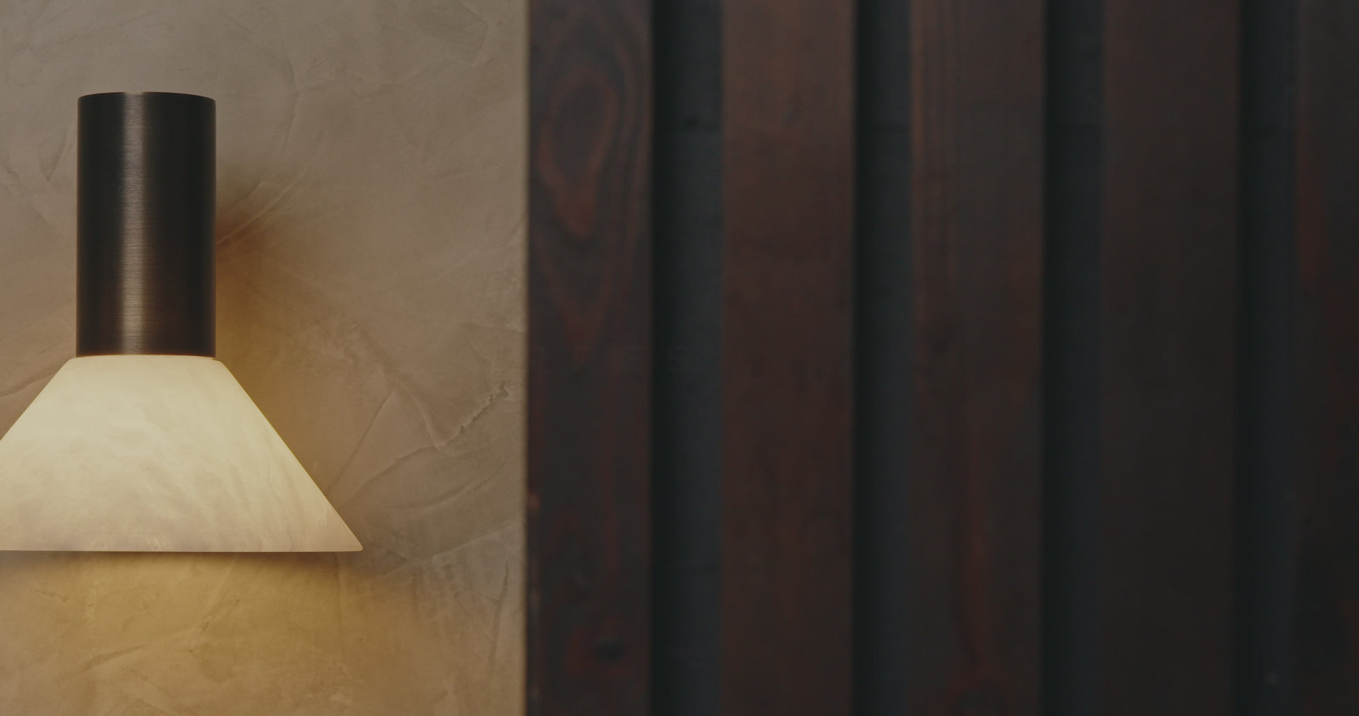 Torres Wall Light - Video.