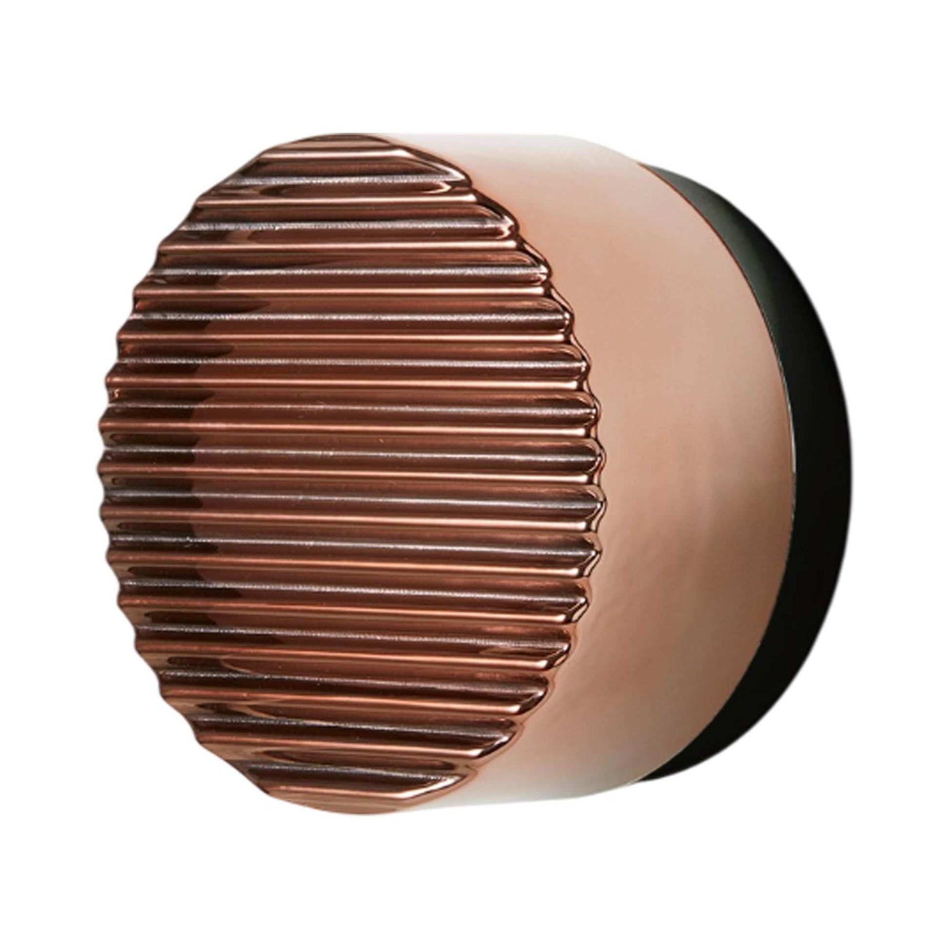 Crisp LED Wall Light in Detail.