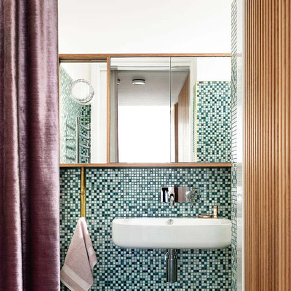 Crisp LED Wall Light in bathroom.