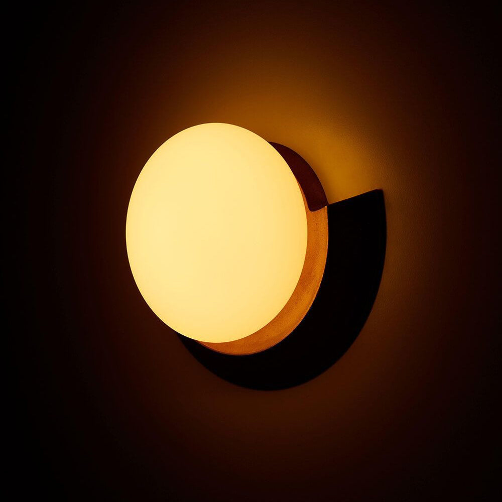 Cuff LED Wall Light in Detail.