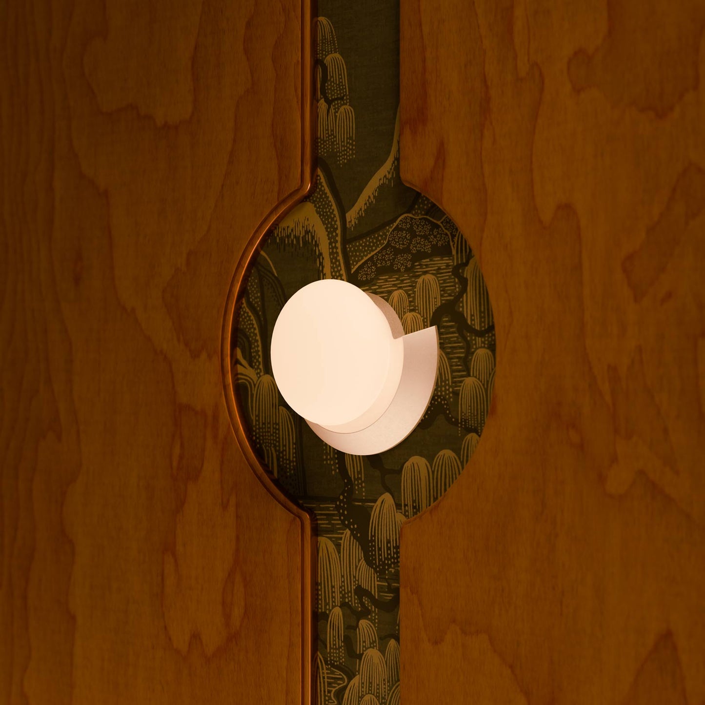 Cuff LED Wall Light in Detail.