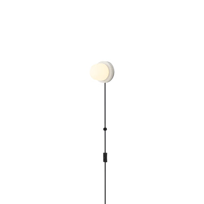 Hoist LED Plug-In Wall Light in Cream White (Small).