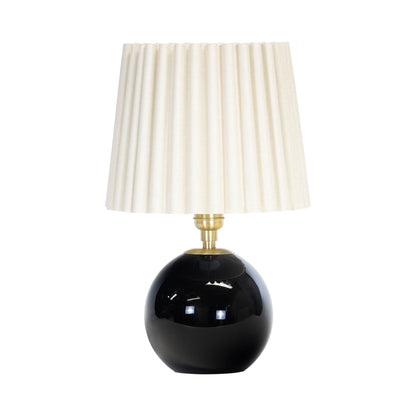 Giorgio Table Lamp in Natural Brass/Black/Oyster Wave.