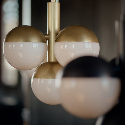 Oliver Pendant Light in Detail.