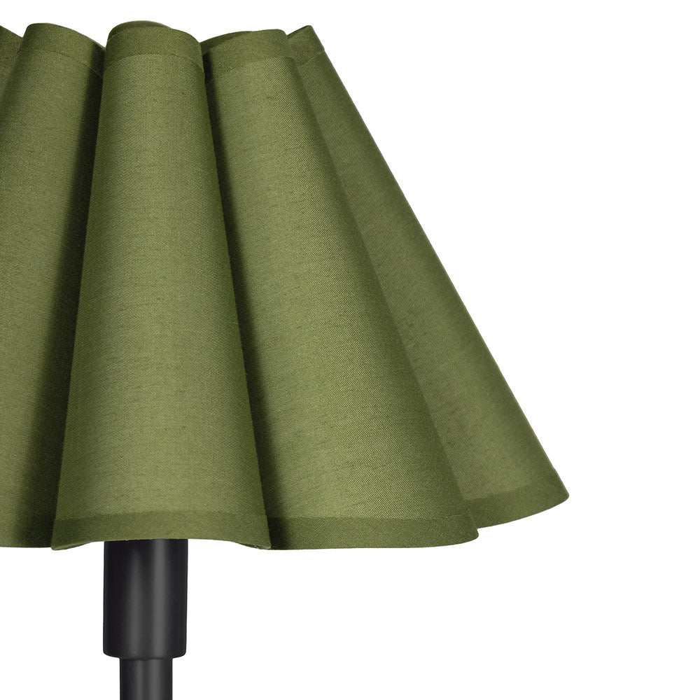 Polly Floor Lamp in Detail.