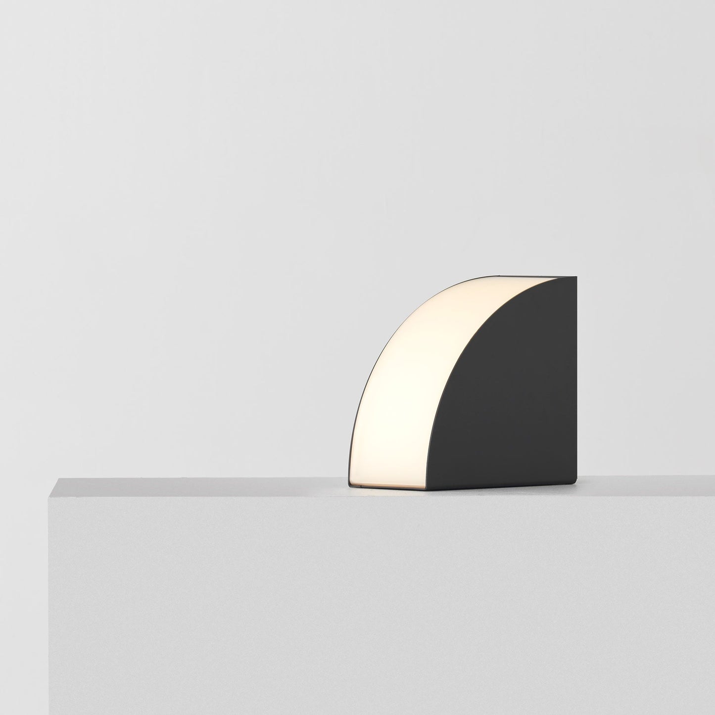 Phase LED Table Lamp in Detail.