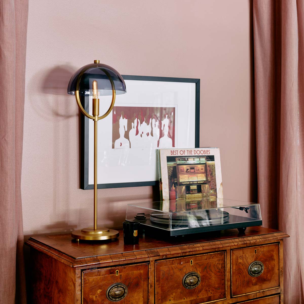 Mavisten Edition Copernica Table Lamp in living room.