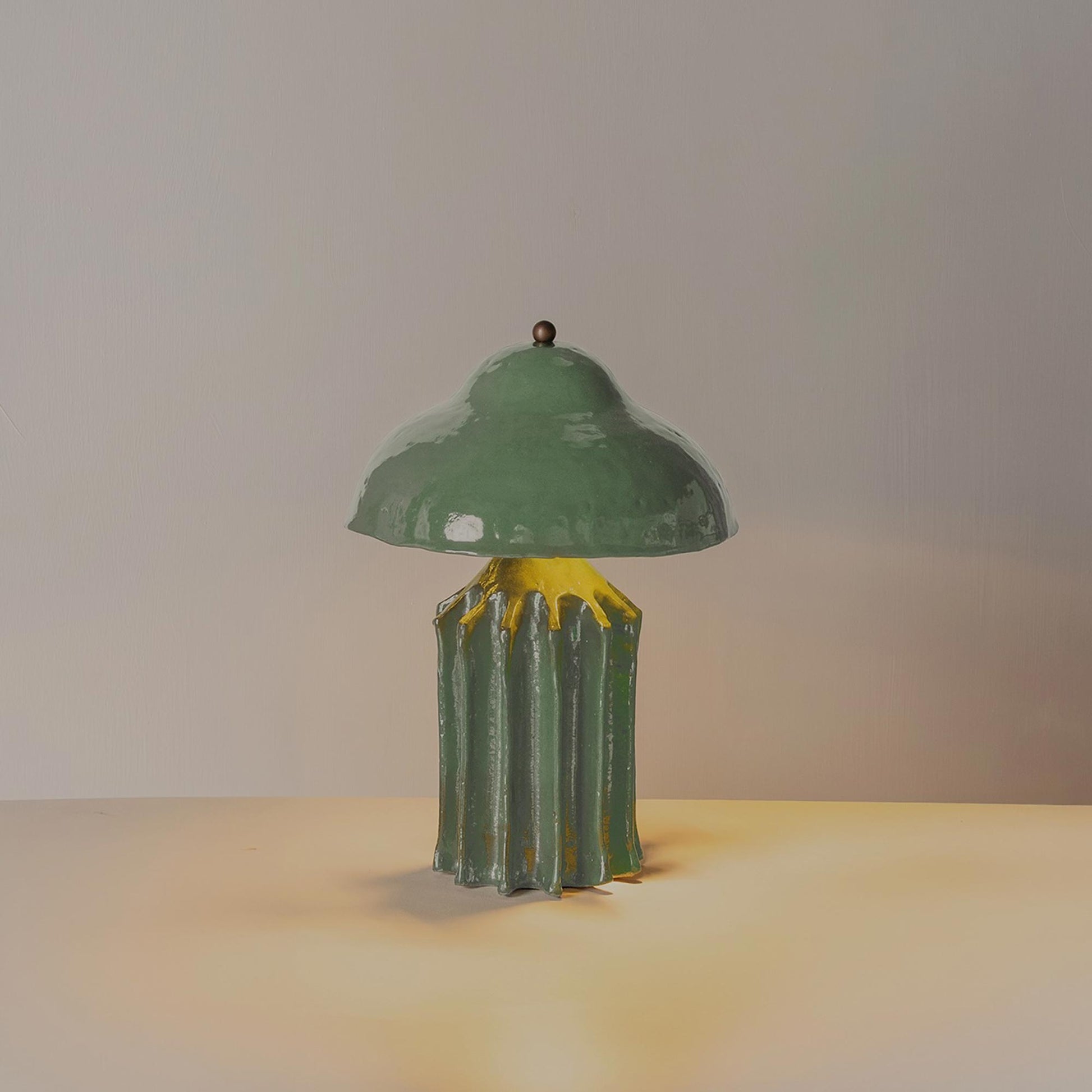 Arbor Squat LED Table Lamp in Detail.