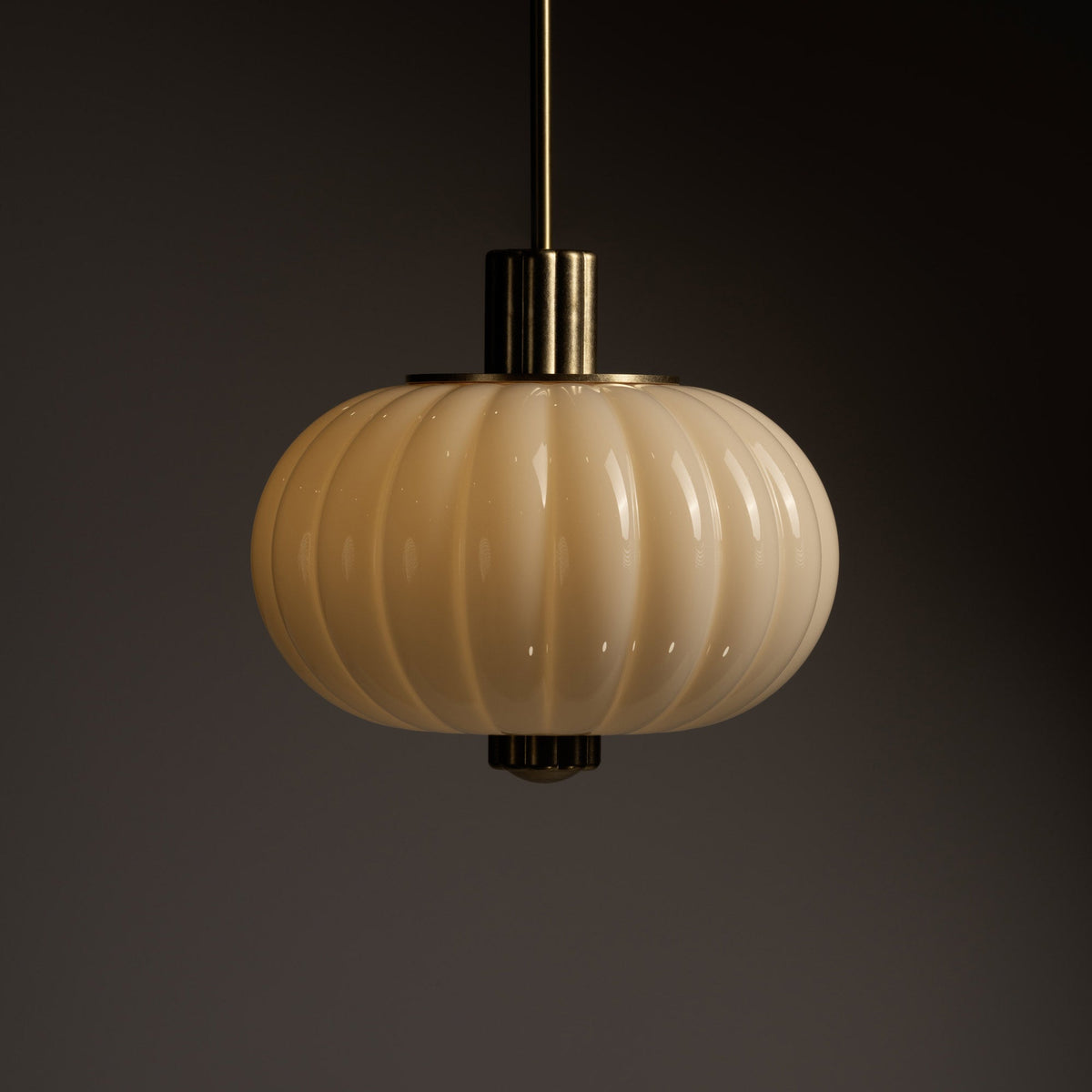 Cloud LED Pendant Light in Detail.