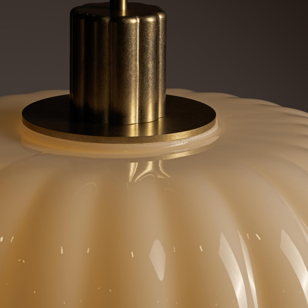 Cloud LED Pendant Light in Detail.
