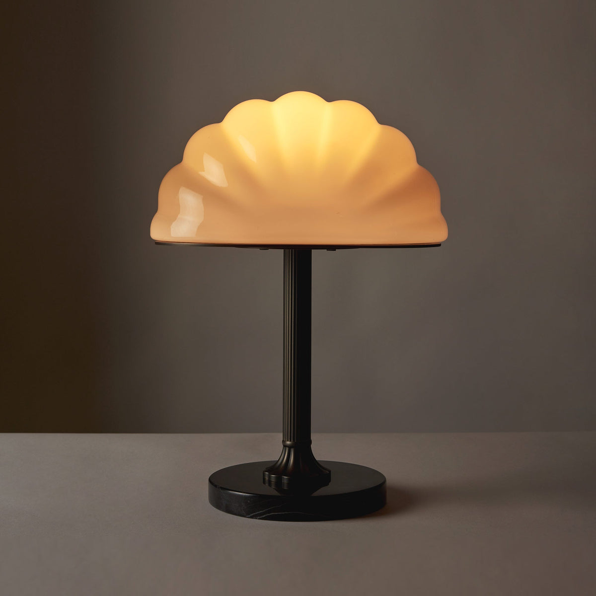 Cloud LED Table Lamp in Detail.