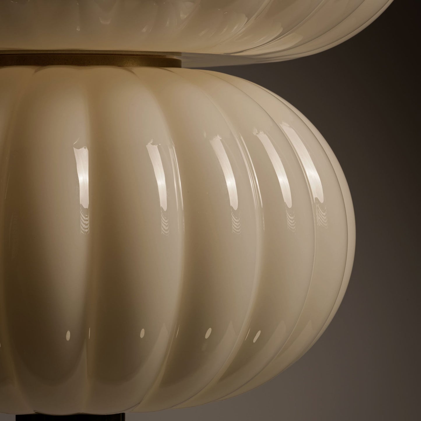 Cloud Stack LED Pendant Light in Detail.