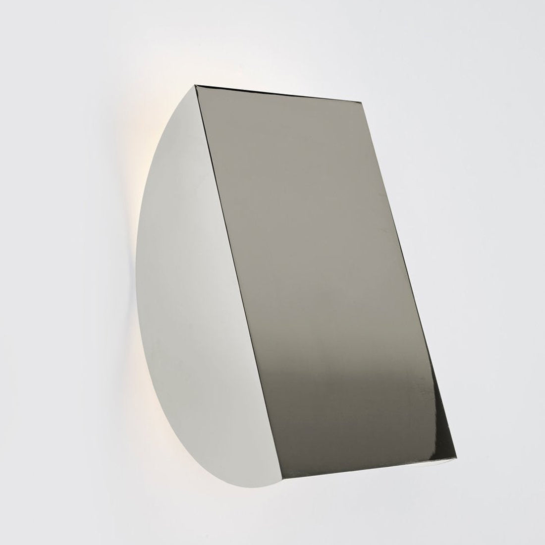 Cora LED Wall Light in Detail.